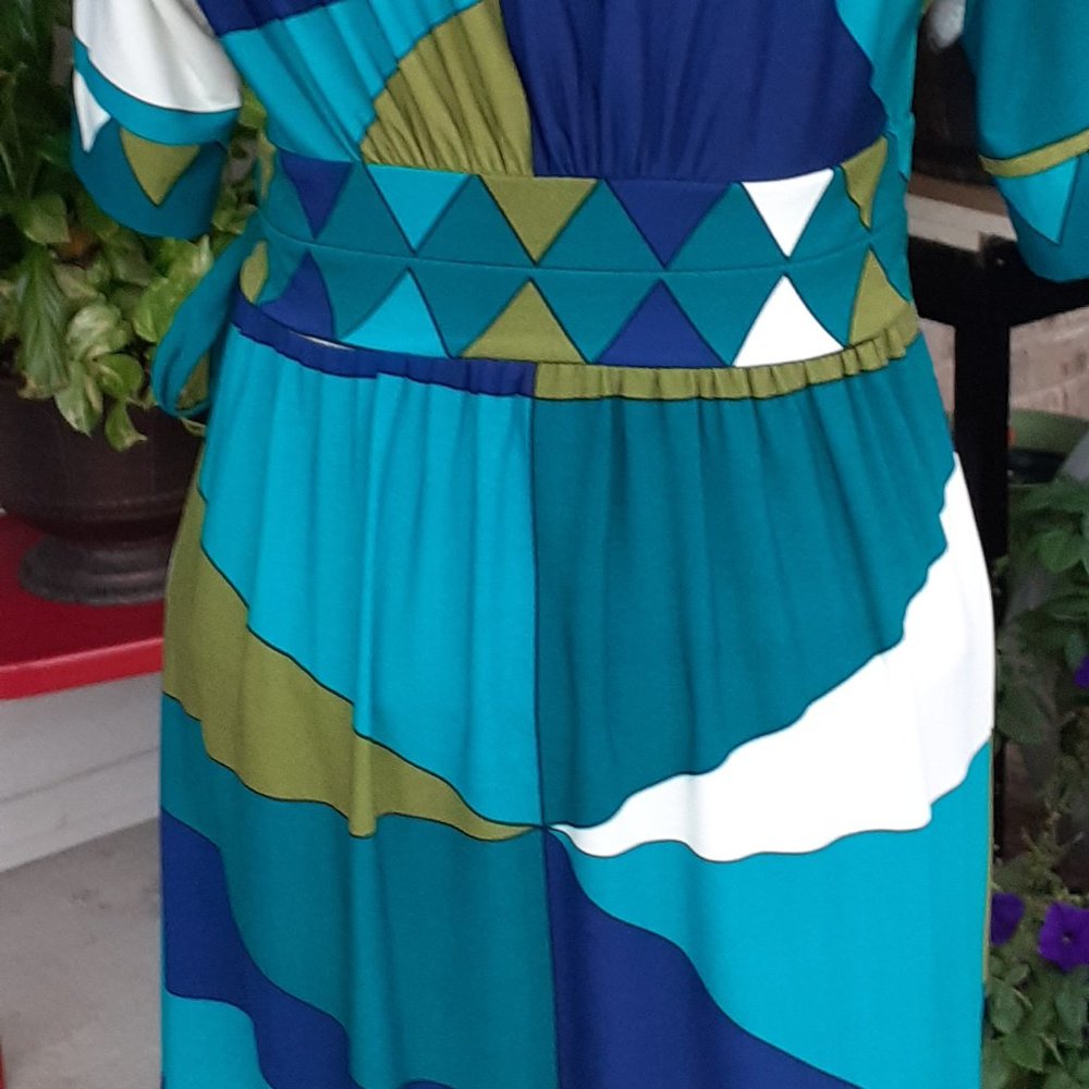 NEW DIRECTION DRESS - Picture 5 of 6